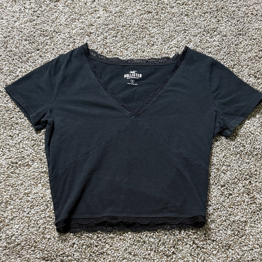 Hollister Women's Black Lace Trim V-Neck Tee